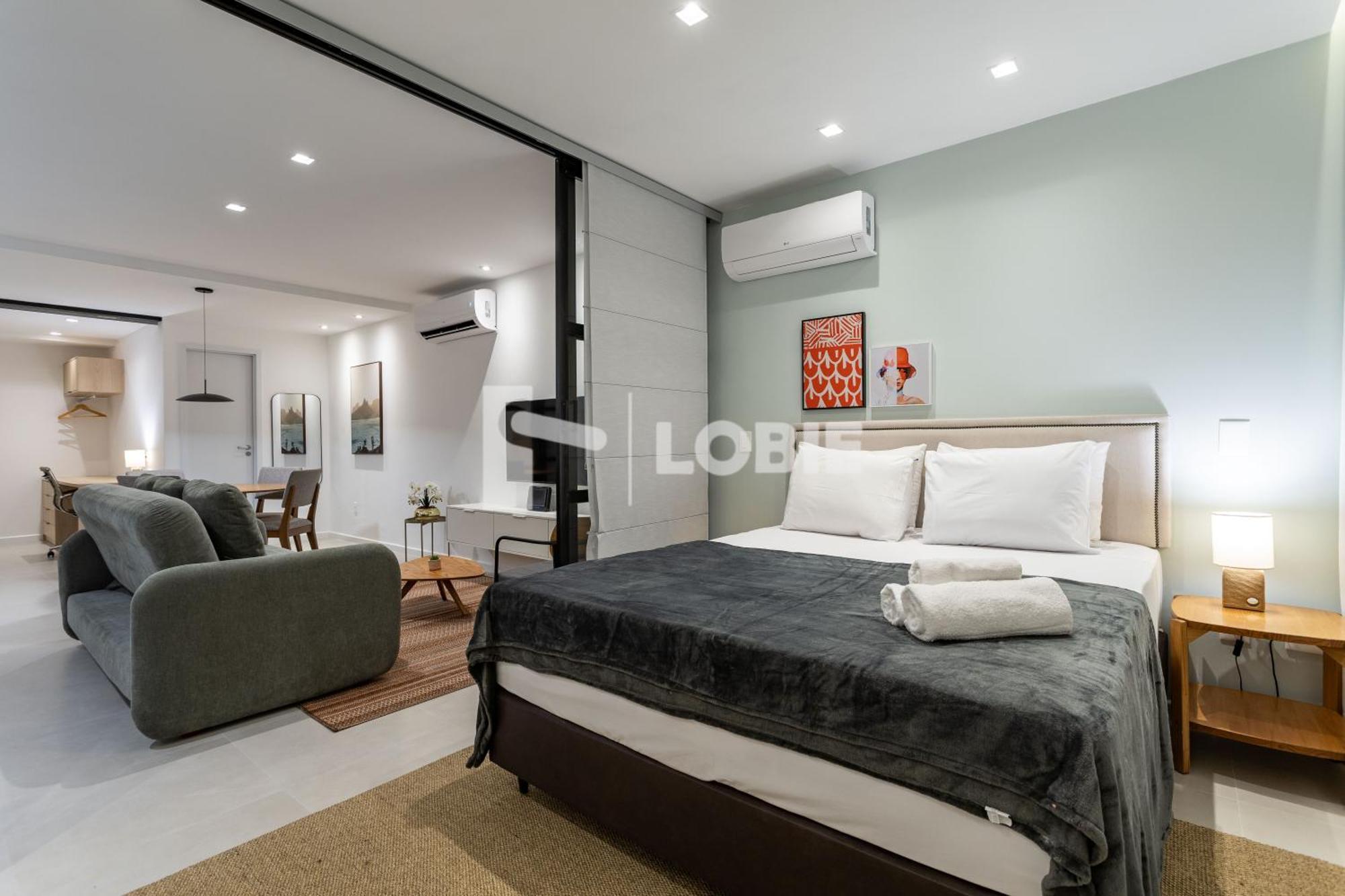 Deluxe Apartment